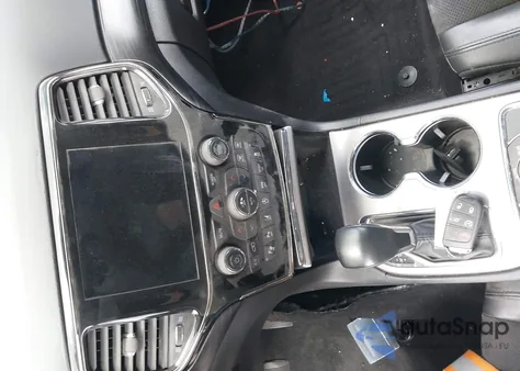 2022 Jeep Grand Cherokee Wk Laredo X 4X4 from USA, damaged, VIN 1C4RJFAG9NC116497